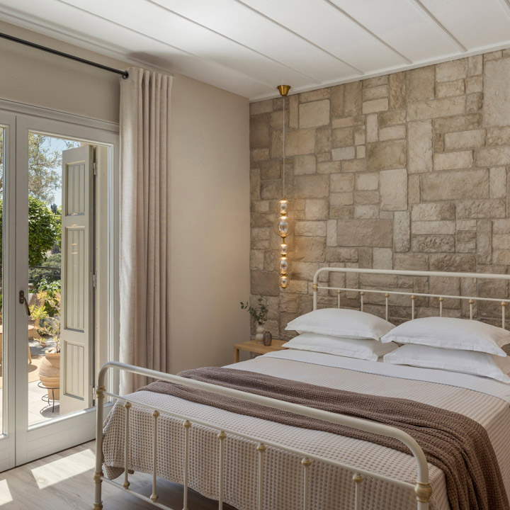 villas bedroom